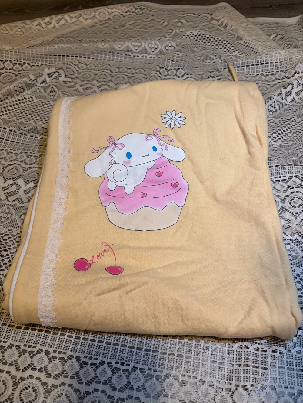 cinnamoroll sweatpants 💛🧁💕🐰